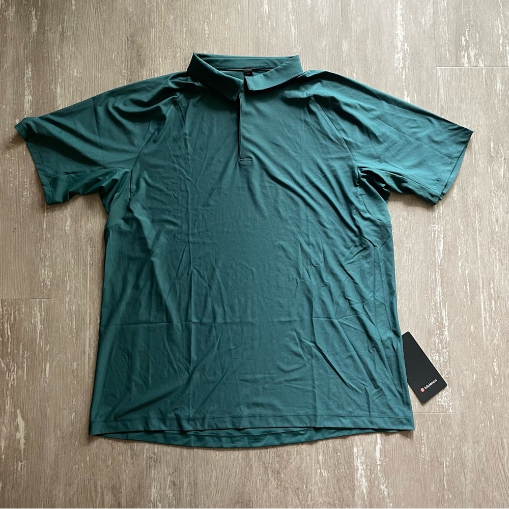 Lululemon Stretch Golf Polo Shirt in Green Jasper. ITEM HAS HAD TAG REMOVED